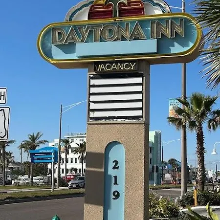 Daytona Inn Daytona Beach Exterior photo